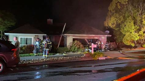 Crews extinguish residential fire in Santa Rosa
